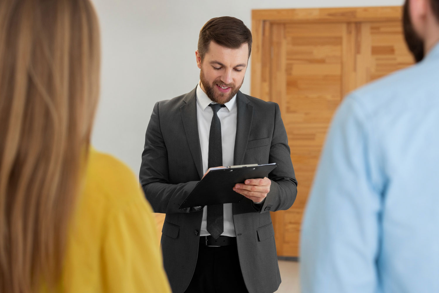 Common Leasing Problems Solved by Tenant Representation Services